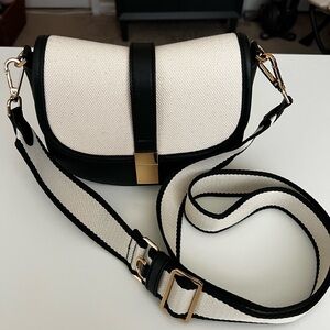 Black & Natural Purse